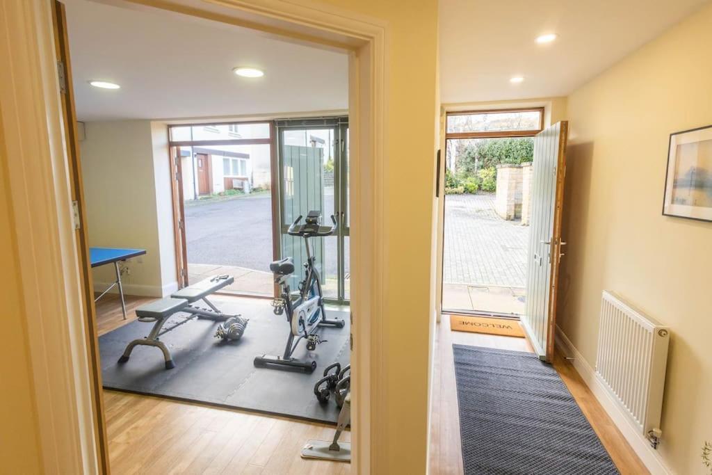 The Wellness Lodge- Gym, Table Tennis, Cinema, Parking And More! Бат Екстер'єр фото