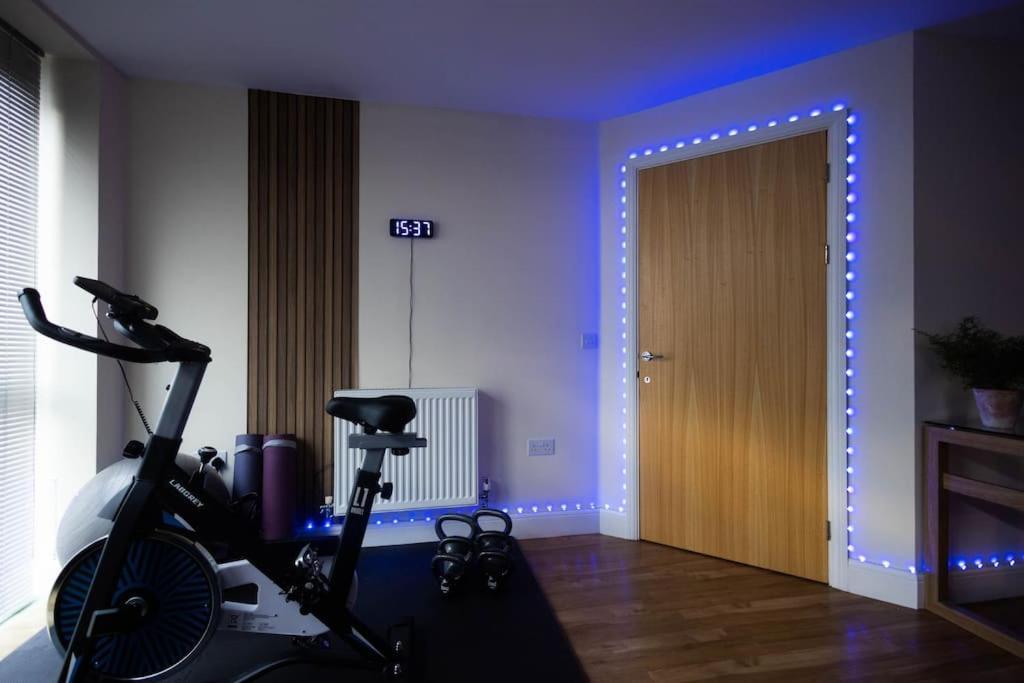 The Wellness Lodge- Gym, Table Tennis, Cinema, Parking And More! Бат Екстер'єр фото