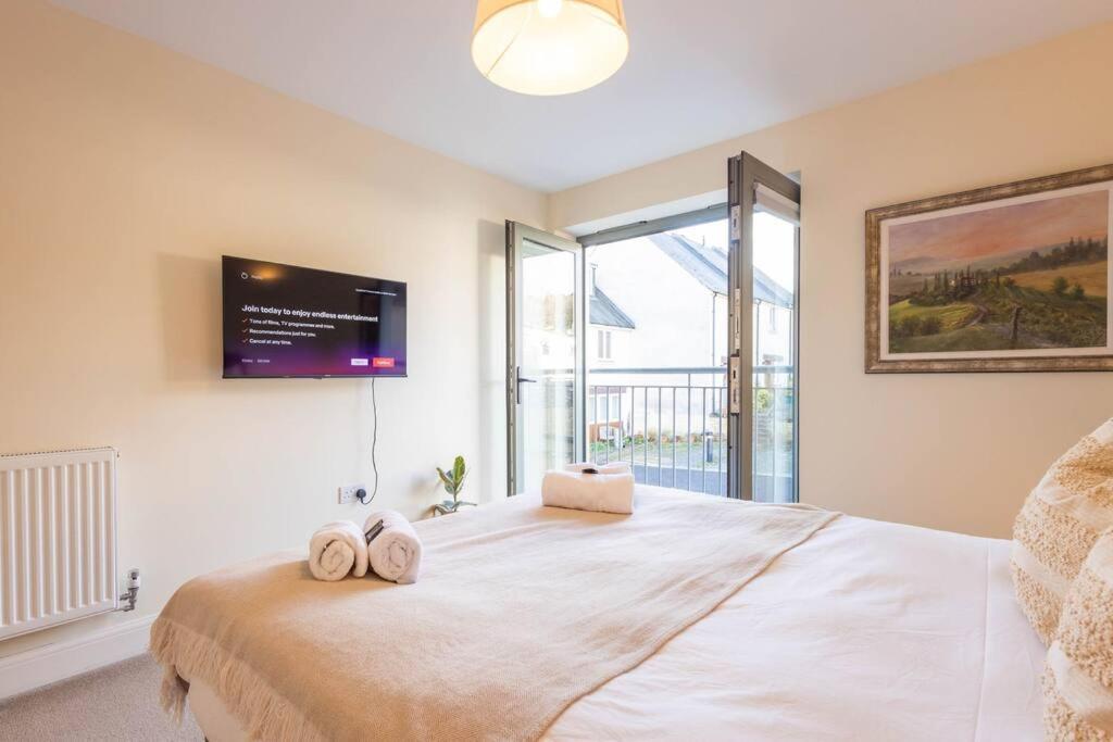 The Wellness Lodge- Gym, Table Tennis, Cinema, Parking And More! Бат Екстер'єр фото